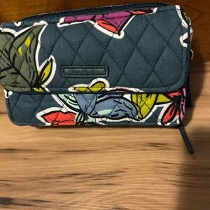 Floral Quilted Vera Bradley Wallet w/ Wristlet and Shoulder Strap VBL16
